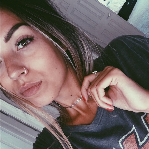 Meet Me - Picture 2 of 8