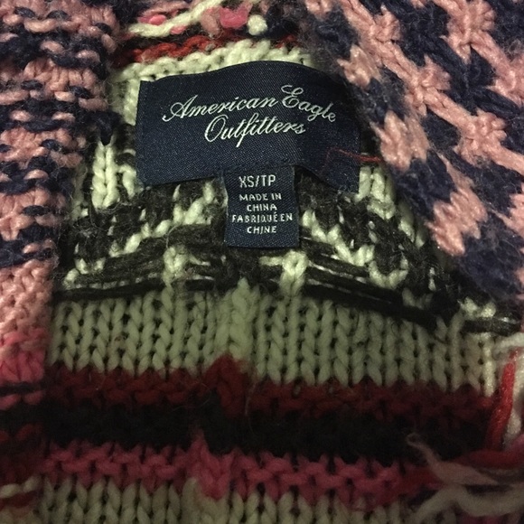 American eagle sweater - Picture 2 of 2