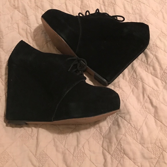 Chelsea crew black wedge booties