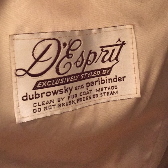 Beautiful fur coat - Picture 4 of 4