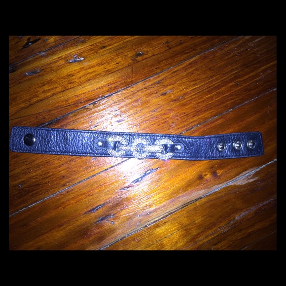 Rhinestone black leather bracelet - Picture 1 of 4