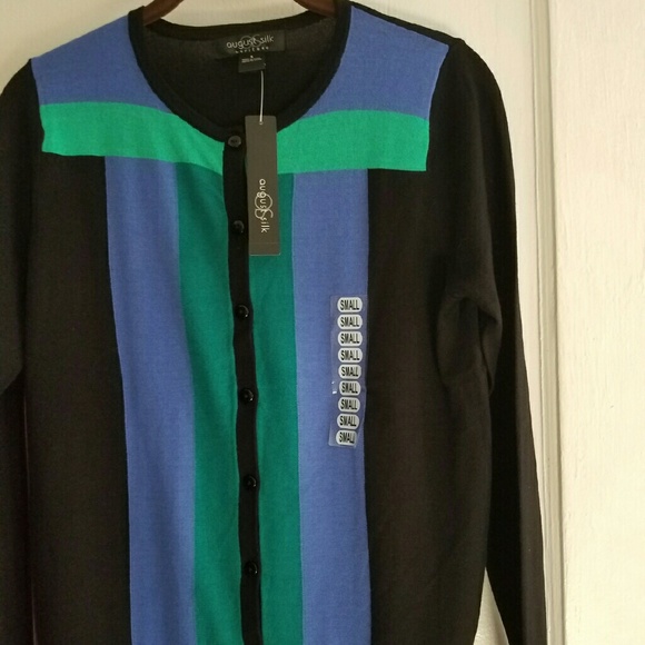 Woman Silky Dual Colored Button Sweater