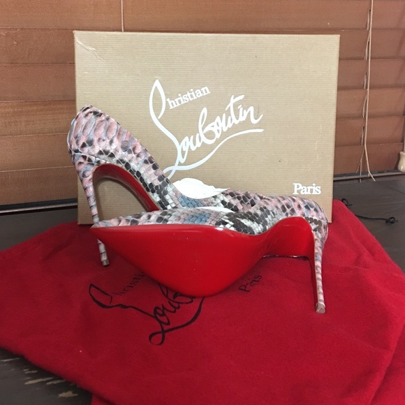 Christian Louboutin Pump
