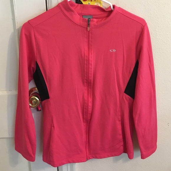Champion Other - 💥brought to Platos Closet💥Champion Pullover
