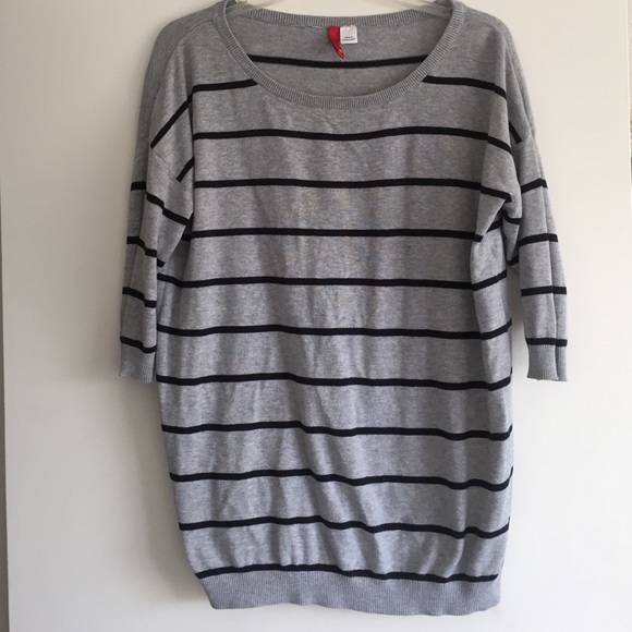 Grey and black stripped sweater - Picture 1 of 2