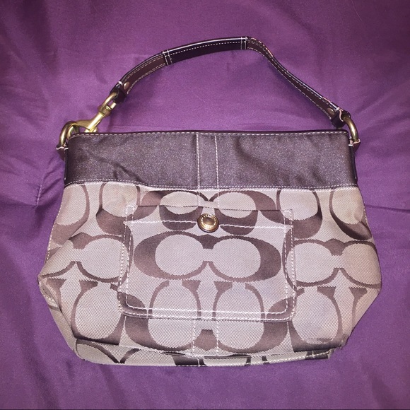 Coach Handbags - 💯% authentic coach purse