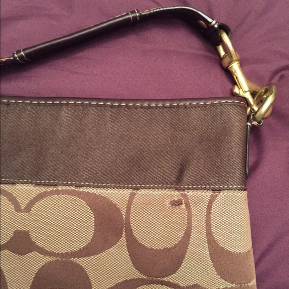 💯% authentic coach purse - Picture 3 of 4