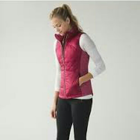 🚫SOLD🚫Lululemon down for a run vest 2 - Picture 4 of 4