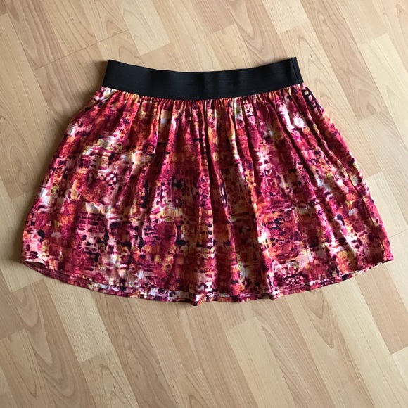 Short spring skirt