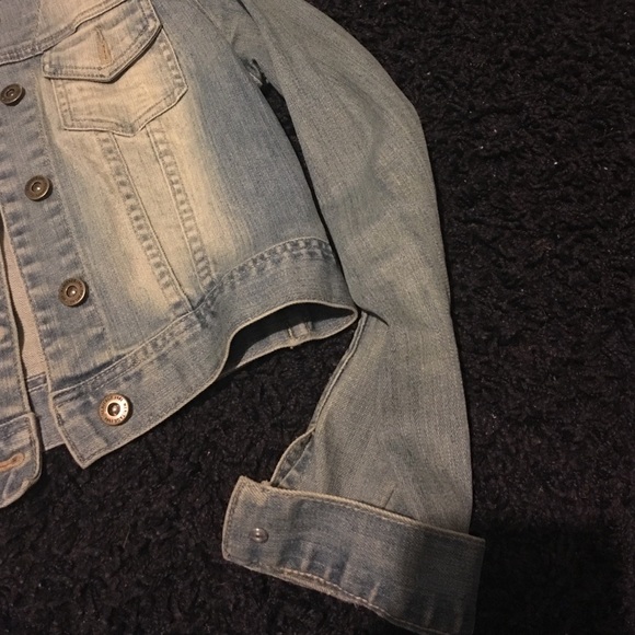 Jean jacket. - Picture 2 of 2