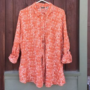 Stylish lightweight shirt from Eddie Bauer