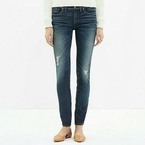 Madewell Skinny Skinny Jeans - Knee-Rip Editio.