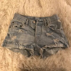 Light Wash Levi 501 NWOT