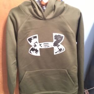 Boys Under Armour Hoody