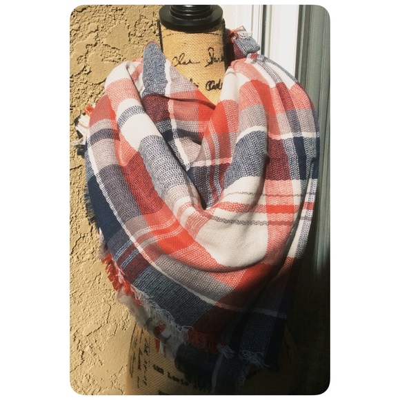 Blanket Scarf - Picture 5 of 5