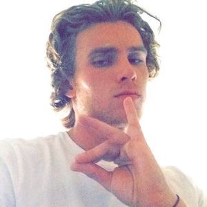 Meet your Posher, Devin