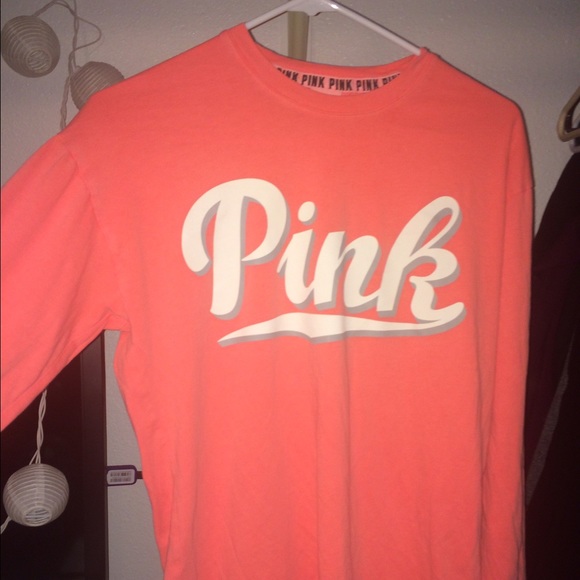 VS pink coral long sleeve crew neck shirt