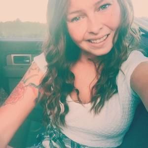 Meet your Posher, Hayley