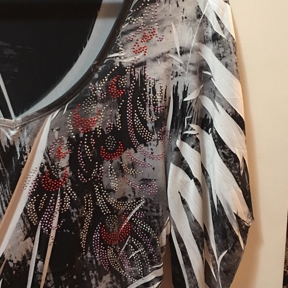 Blouse - Picture 2 of 4