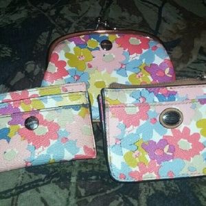 Coach Peyton floral Bundle