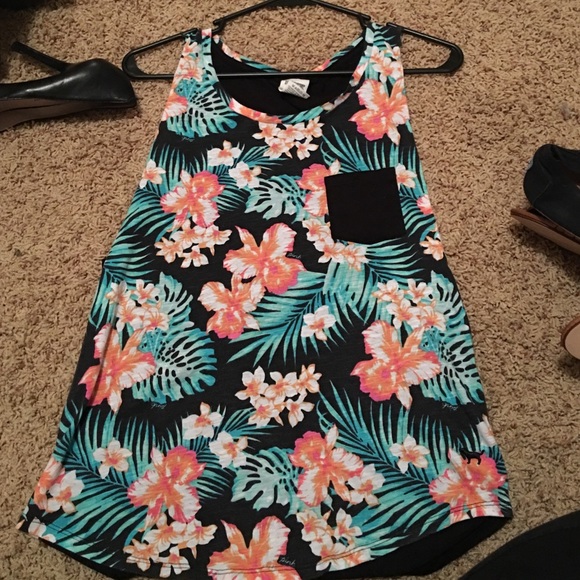 Vic secret tank top