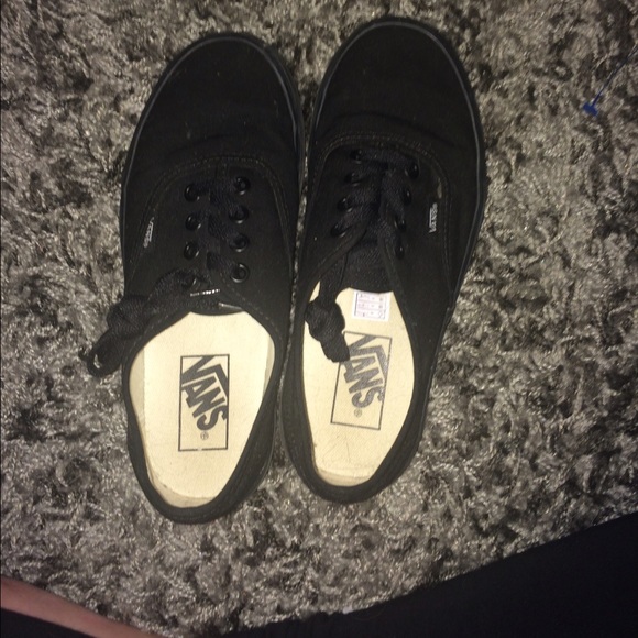 women's Black vans size 6