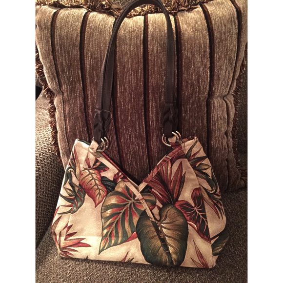 Happa Handbags - Beautiful Unique Shaped Happa Purse