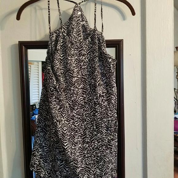 Spaghetti straps black multi flowy top