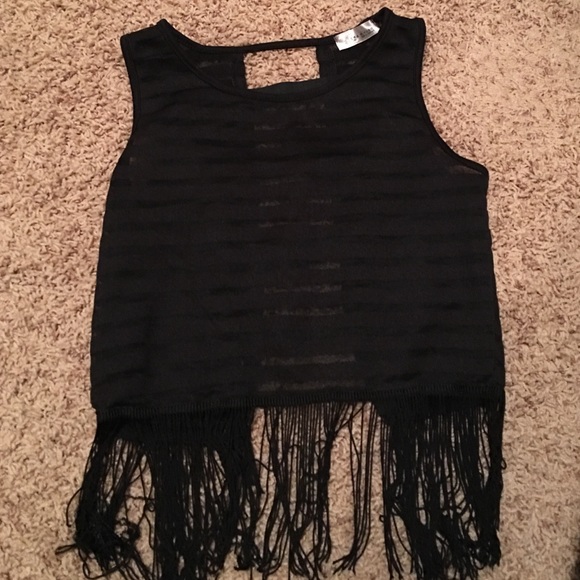 Crop top