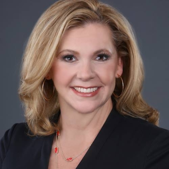 Meet your Posher, Cortney