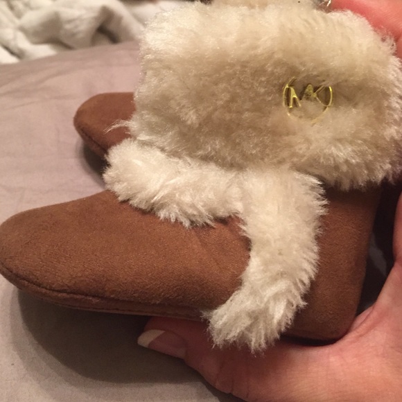 Michael Kors brown suede boots with fur