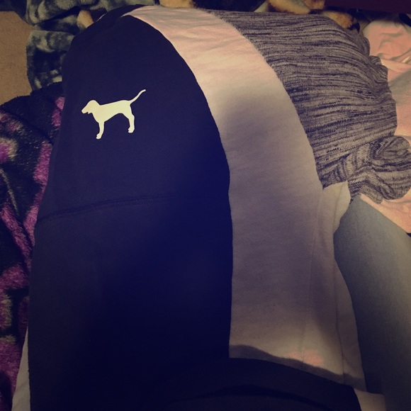 💕ON HOLD💕Victoria secret blue and white sweater