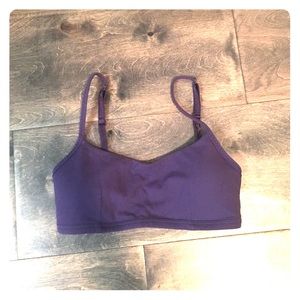 Lululemon sports bra