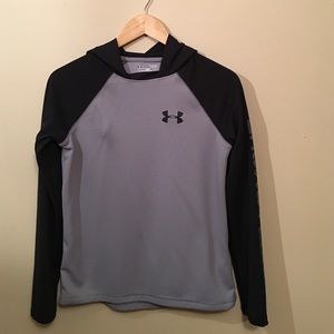 Under Armour Boys Hooded Shirt NWOT