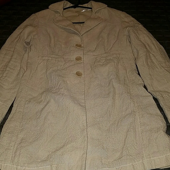 Maxstudio - Picture 1 of 4