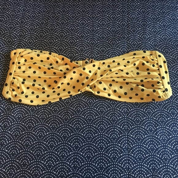 Yellow polka dot bandeau