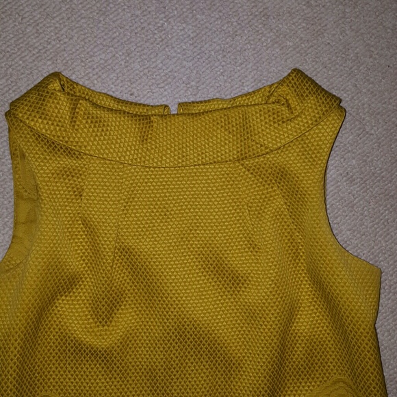 Dress - Picture 4 of 4