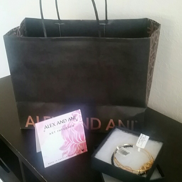 Alex and Ani art infusion bracelet set