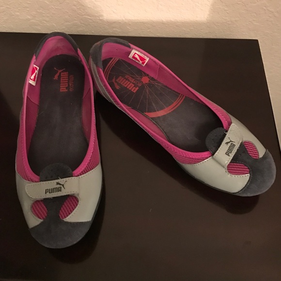 Puma flats