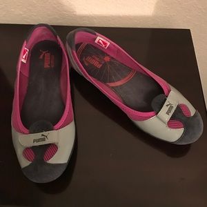 Puma flats