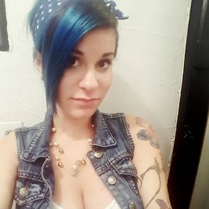 Meet your Posher, Marissa