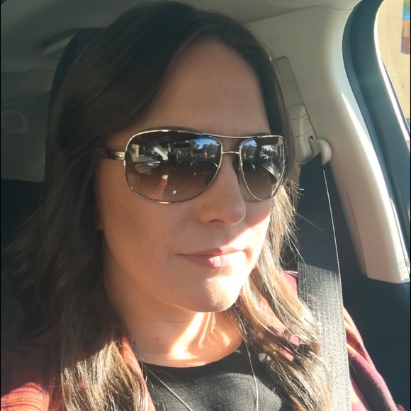 Persol Gold Aviators - Picture 4 of 4