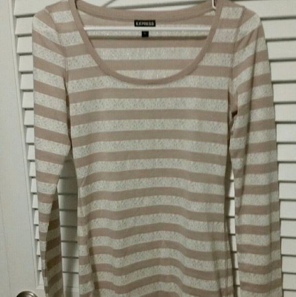 Long sleeve lace sparkle top