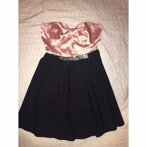 Strapless bow front dress