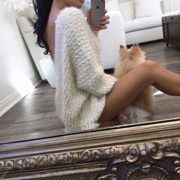 LAST!! Cream Beige Oversized Fuzzy LS - Picture 4 of 4