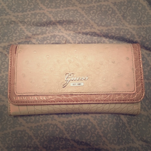 Guess wallet