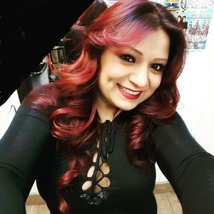 Meet your Posher, Angie