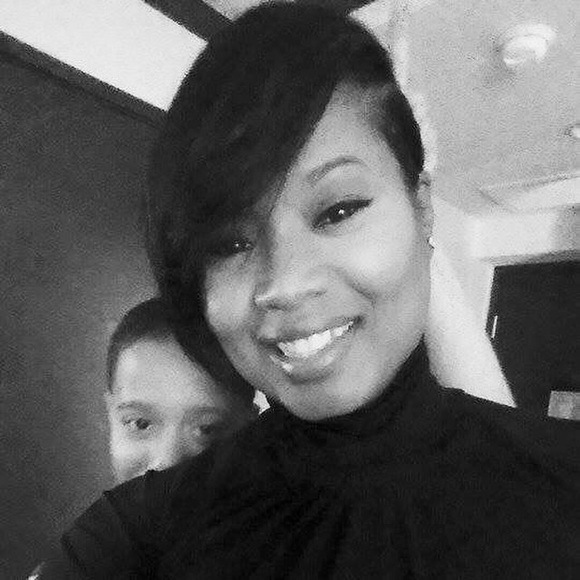 Meet your Posher, Youlanda