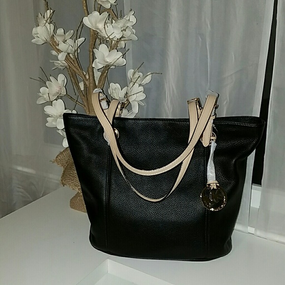 Michael Kors black leather large tote!!