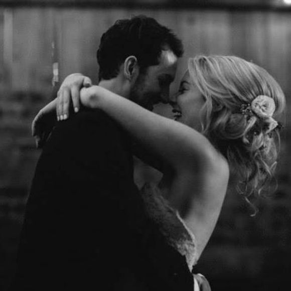 Meet your Posher, Carly - Picture 2 of 3